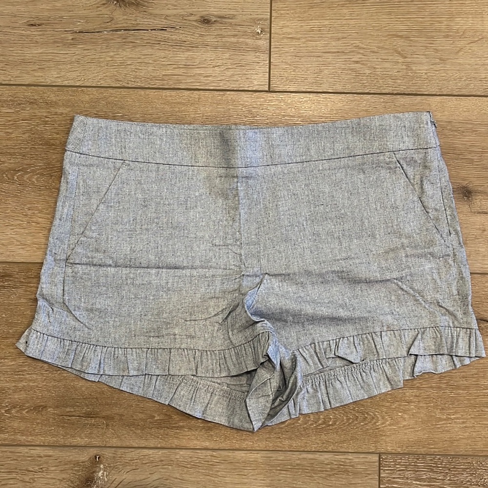 LOFT Gray Dressy Shorts with Ruffle Hem and Side Zipper Closure Size 10